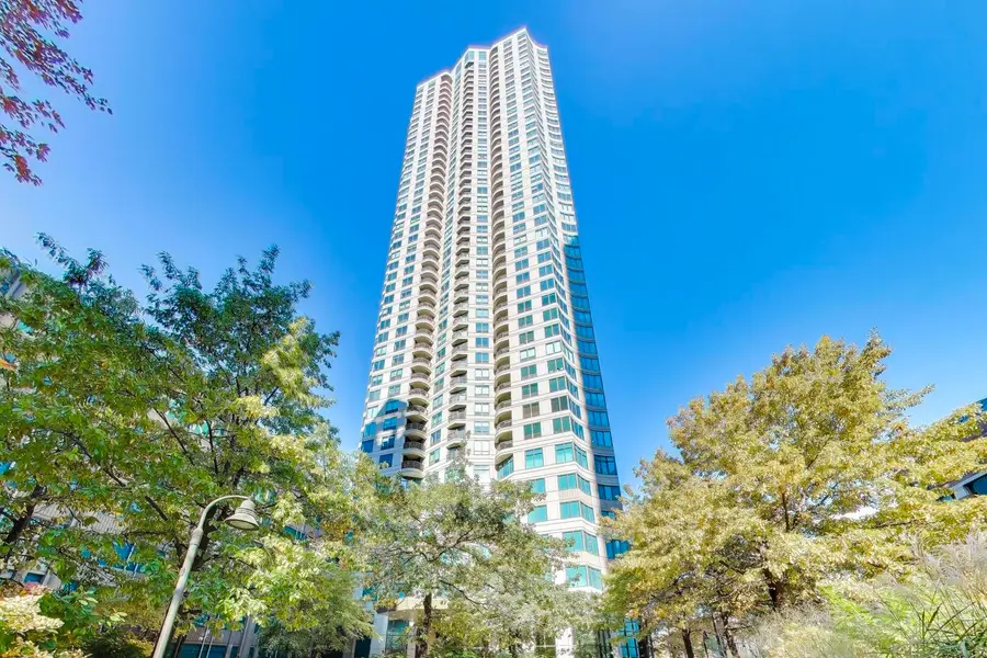 400 N Lasalle Street #1306, Chicago, IL 60654 - #3