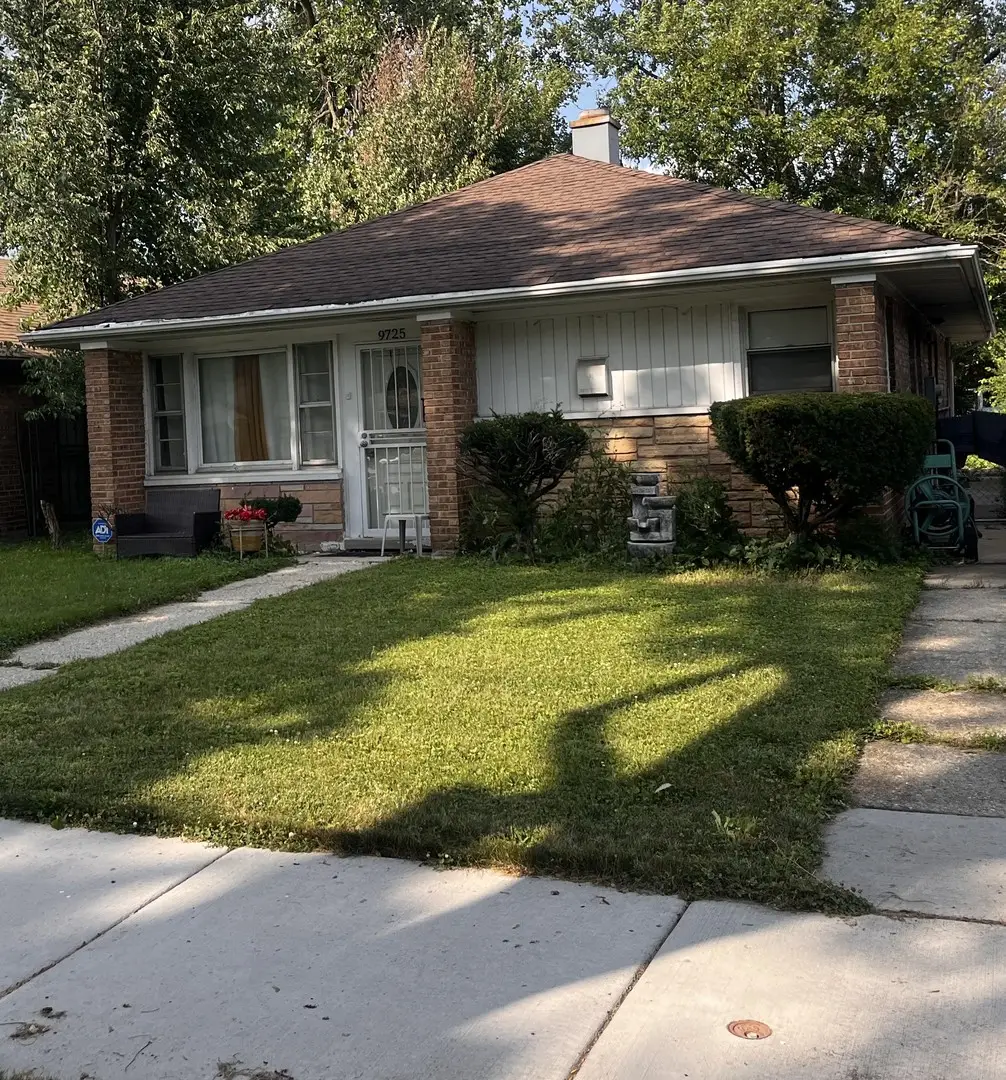 9725 S Van Vlissingen Road, Chicago, IL 60617 - #1
