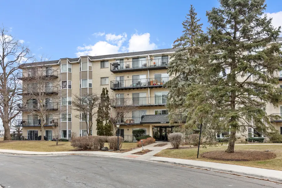 8620 Waukegan Road #405, Morton Grove, IL 60053 - #2