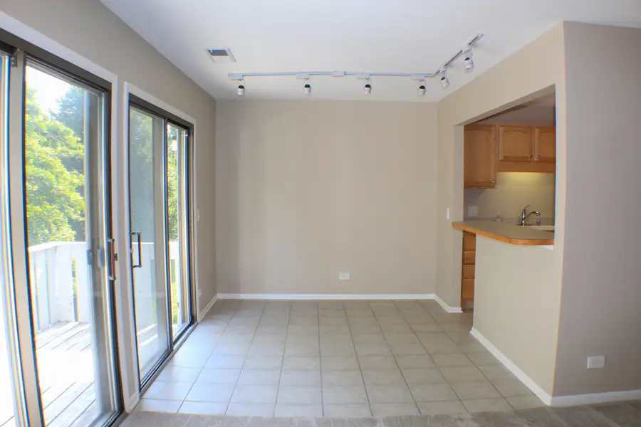 317 Woodbury Court #B2, Schaumburg, IL 60193 - #2