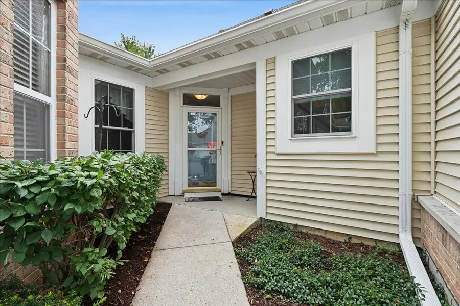 2058 Carillon Drive, Grayslake, IL 60030 - #2