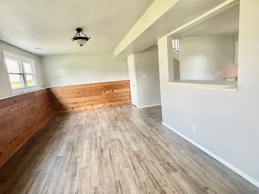 621 W 8th Street, Belvidere, IL 61008 - #2