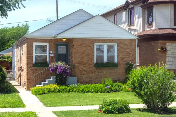 3936 N Oconto Avenue, Chicago, IL 60634