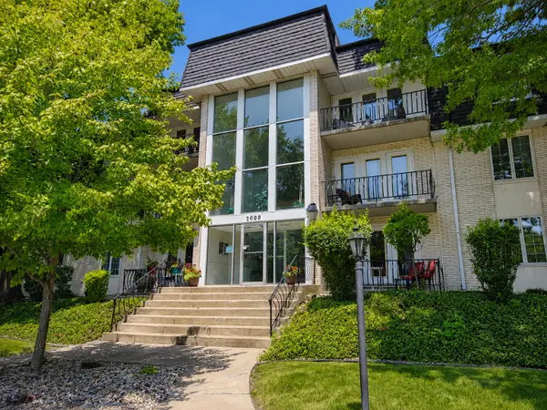 2608 186th Street #205, Lansing, IL 60438