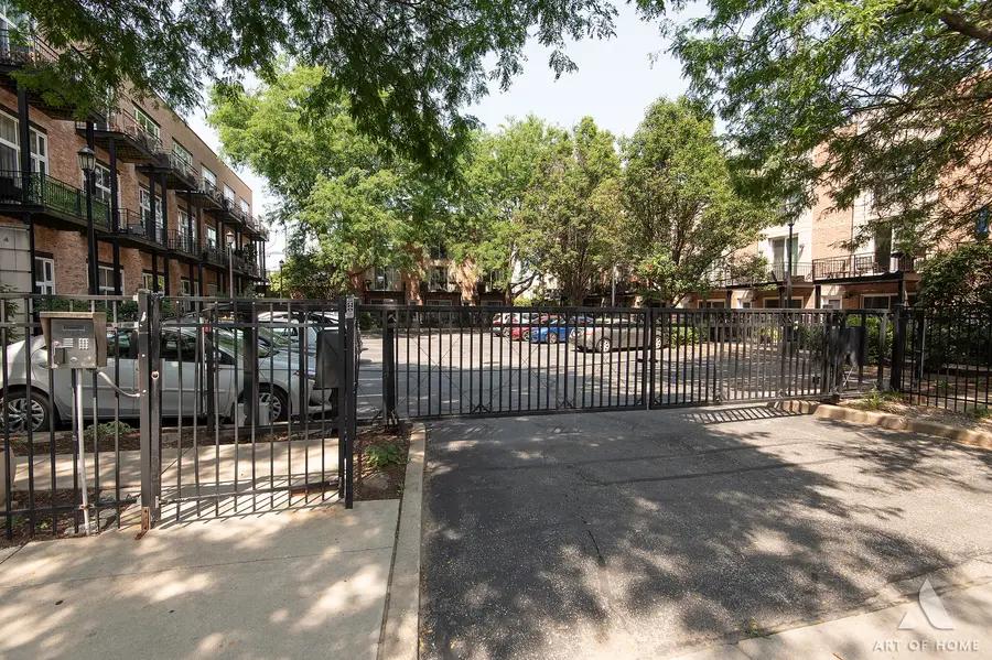 1844 S Michigan Avenue #104, Chicago, IL 60616 - #2