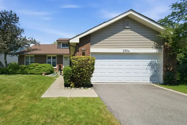 2924 Acorn Lane, Northbrook, IL 60062