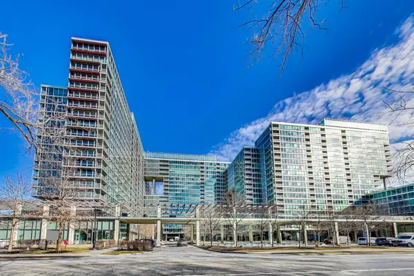 9655 Woods Drive #403, Skokie, IL 60077