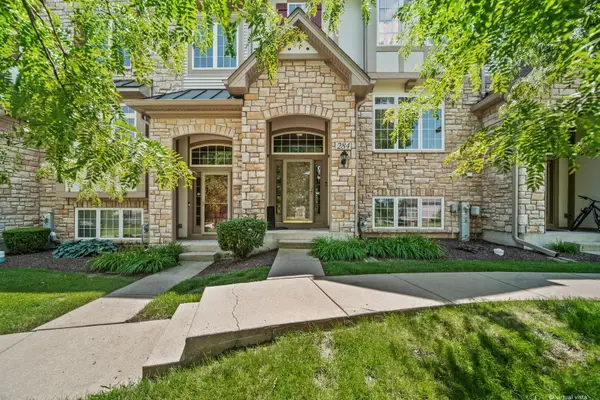 284 Edmundton Circle, Carol Stream, IL 60188