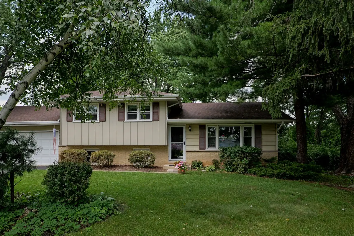 28W610 Lester Street, West Chicago, IL 60185 - #1