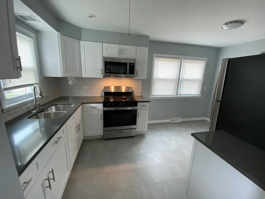 2737 Tennyson Place, Hazel Crest, IL 60429 - #3