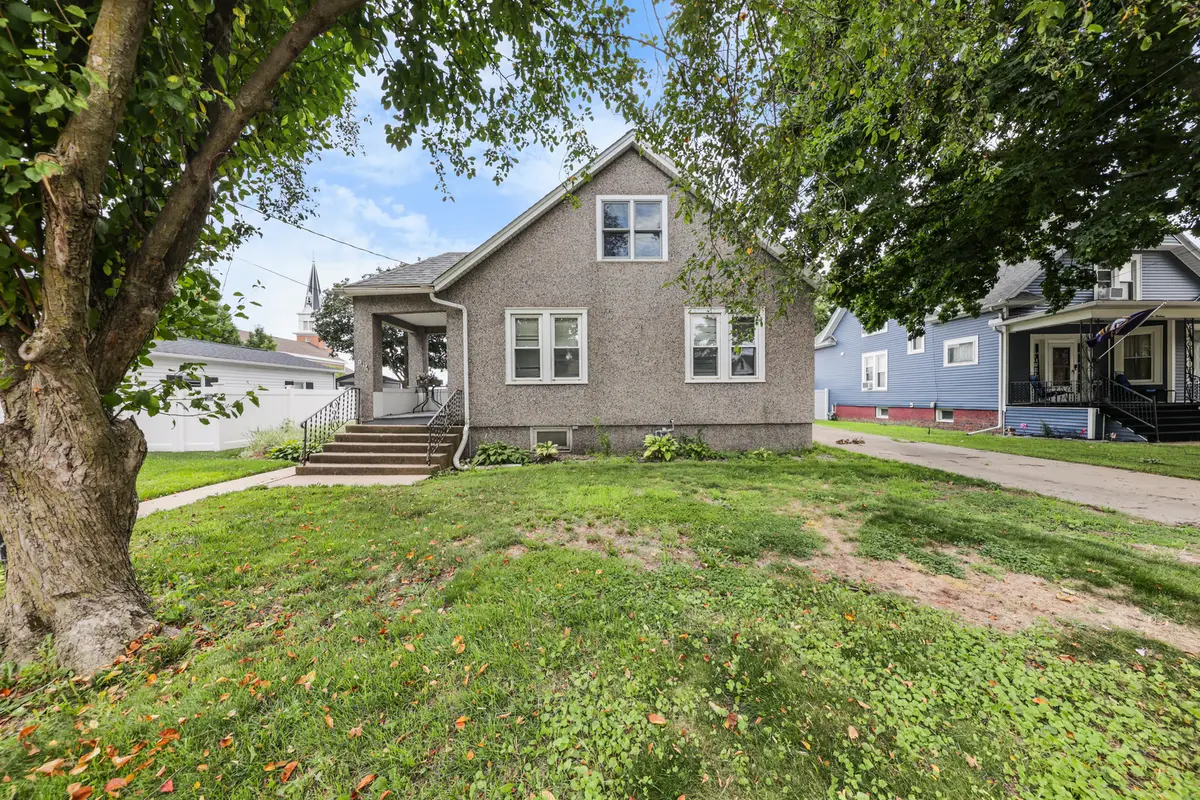 1614 7th Street, Peru, IL 61354 - #1