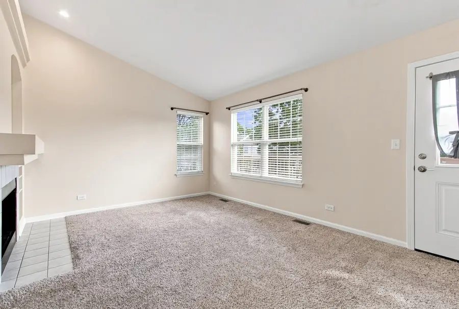Address Withheld By Seller, Naperville, IL 60563 - #3