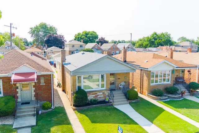 5428 S Newcastle Avenue, Chicago, IL 60638 - #2