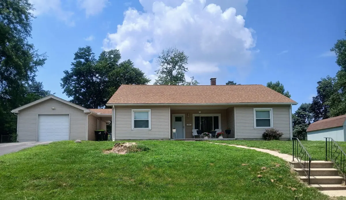 555 N 35th Street, Decatur, IL 62521 - #1
