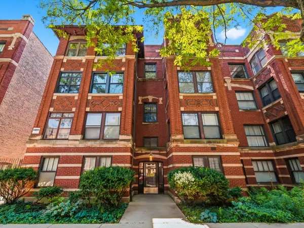 1227 E Hyde Park Boulevard #2, Chicago, IL 60615