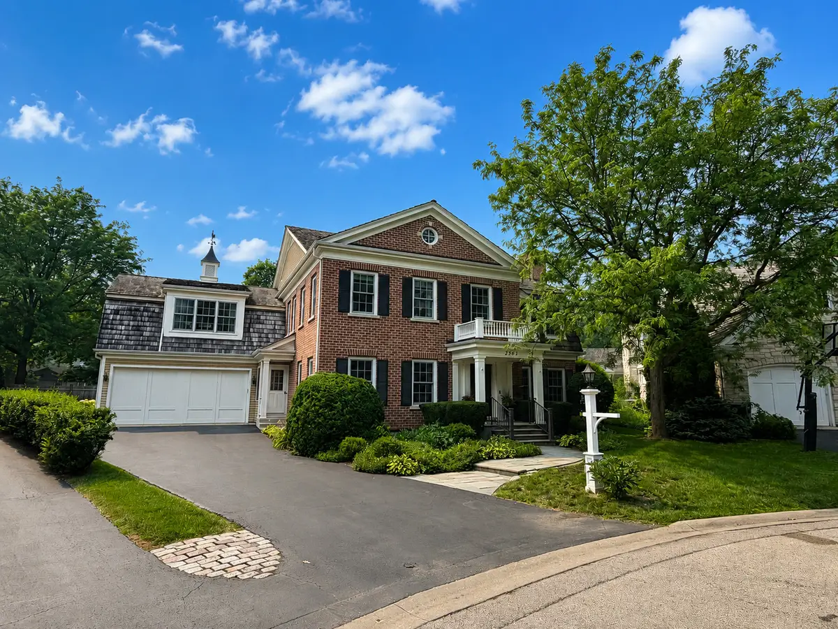 2363 Larkdale Drive, Glenview, IL 60025 - #1
