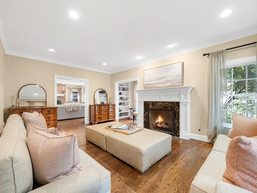 2363 Larkdale Drive, Glenview, IL 60025 - #2