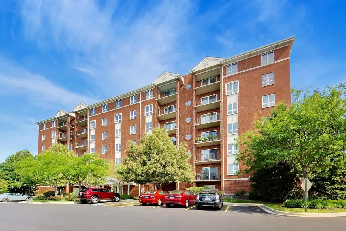 190 N Milwaukee Avenue #607, Wheeling, IL 60090 - #1