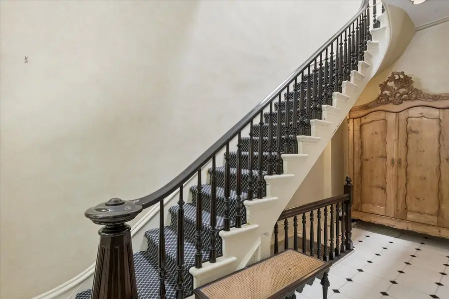 Address Withheld By Seller, Chicago, IL 60607 - #3