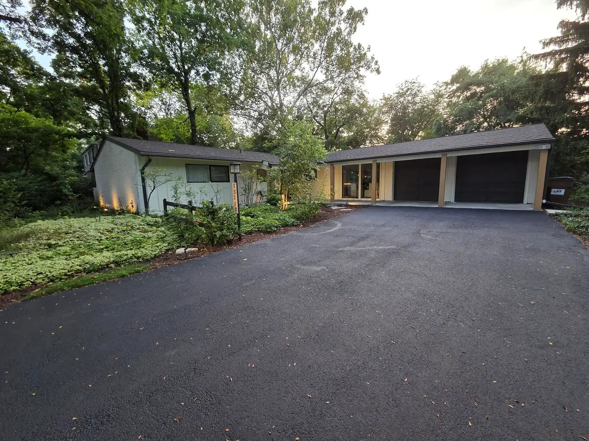 3S220 Blackcherry Lane, Glen Ellyn, IL 60137 - #1