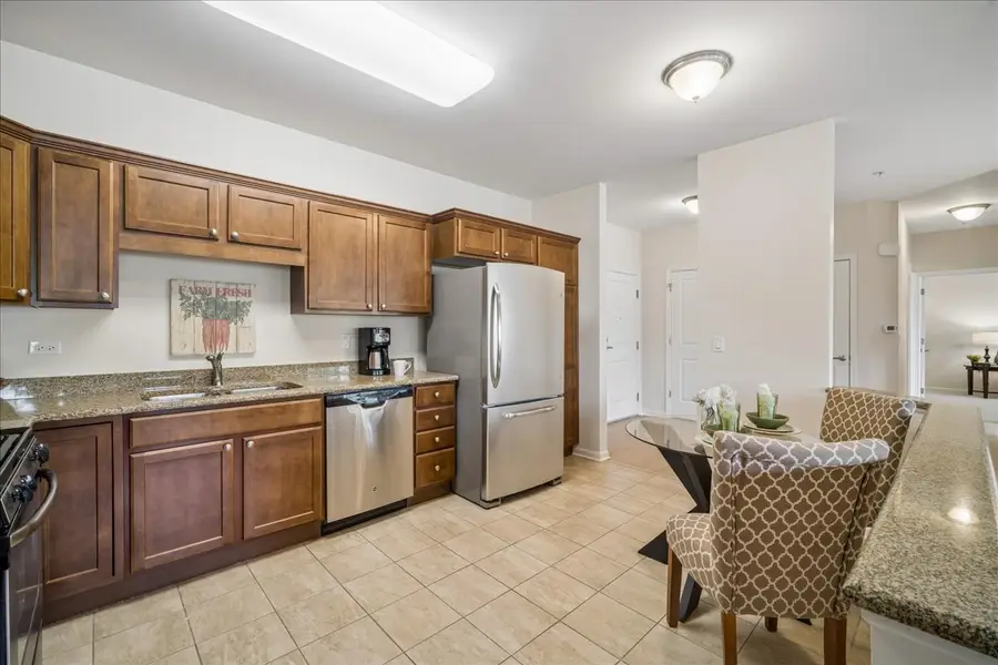 2220 Founders Drive #119, Northbrook, IL 60062 - #3