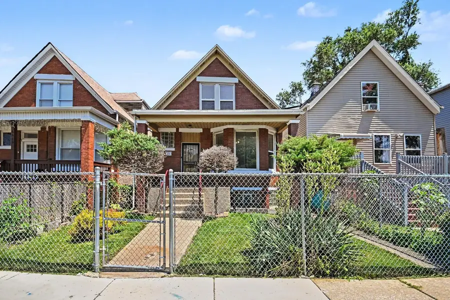 6621 S Oakley Avenue, Chicago, IL 60636 - #2