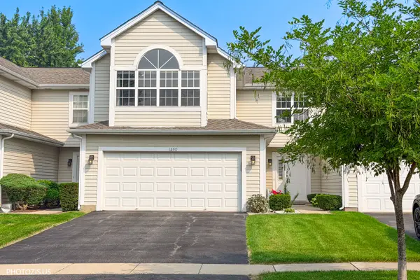 1250 Dunamon Drive #1250, Bartlett, IL 60103