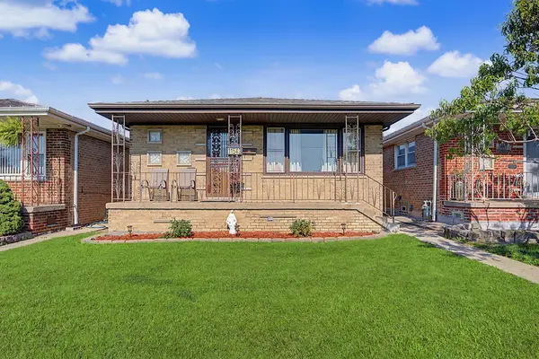 11543 S Ewing Avenue, Chicago, IL 60617