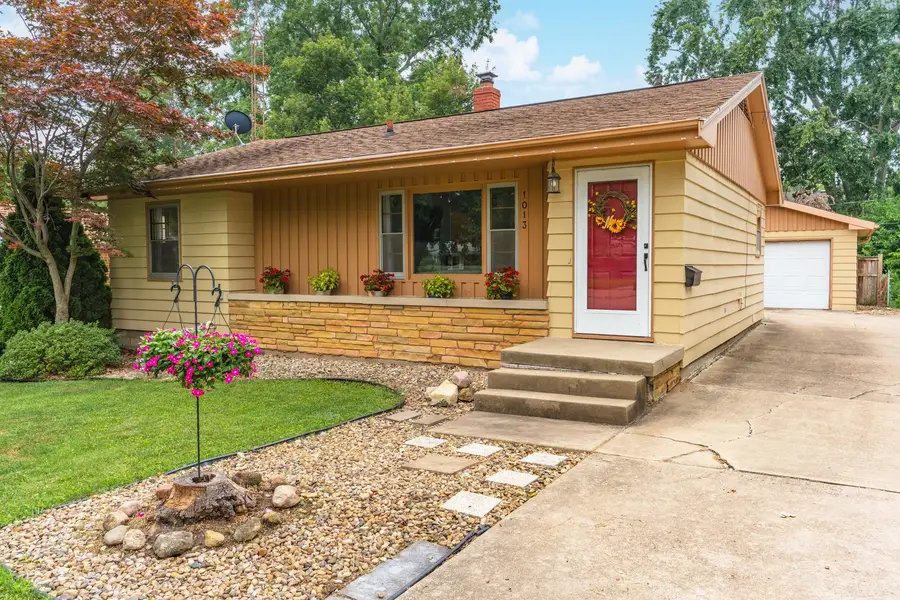 1013 N Walnut Street, Normal, IL 61761 - #3