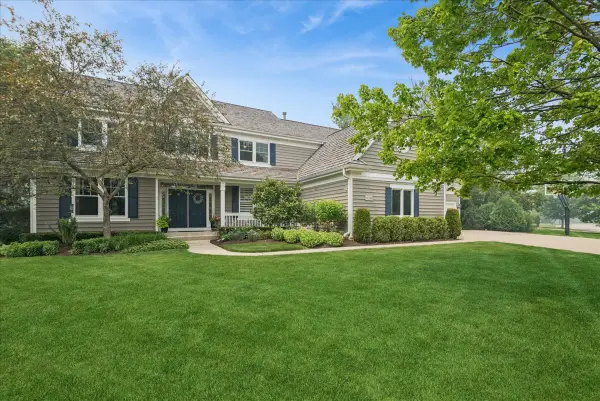 14380 Shankiln Court, Green Oaks, IL 60048