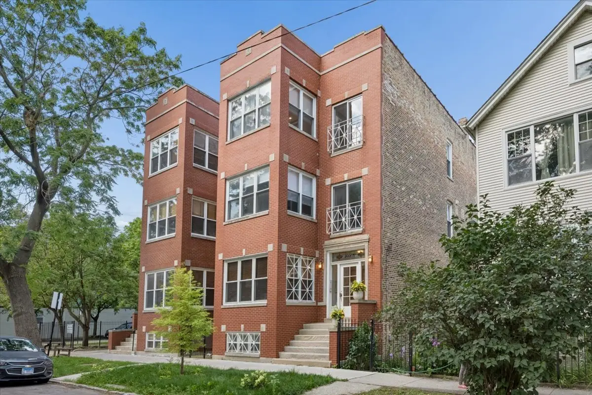 2236 N Maplewood Avenue #3, Chicago, IL 60647 - #1