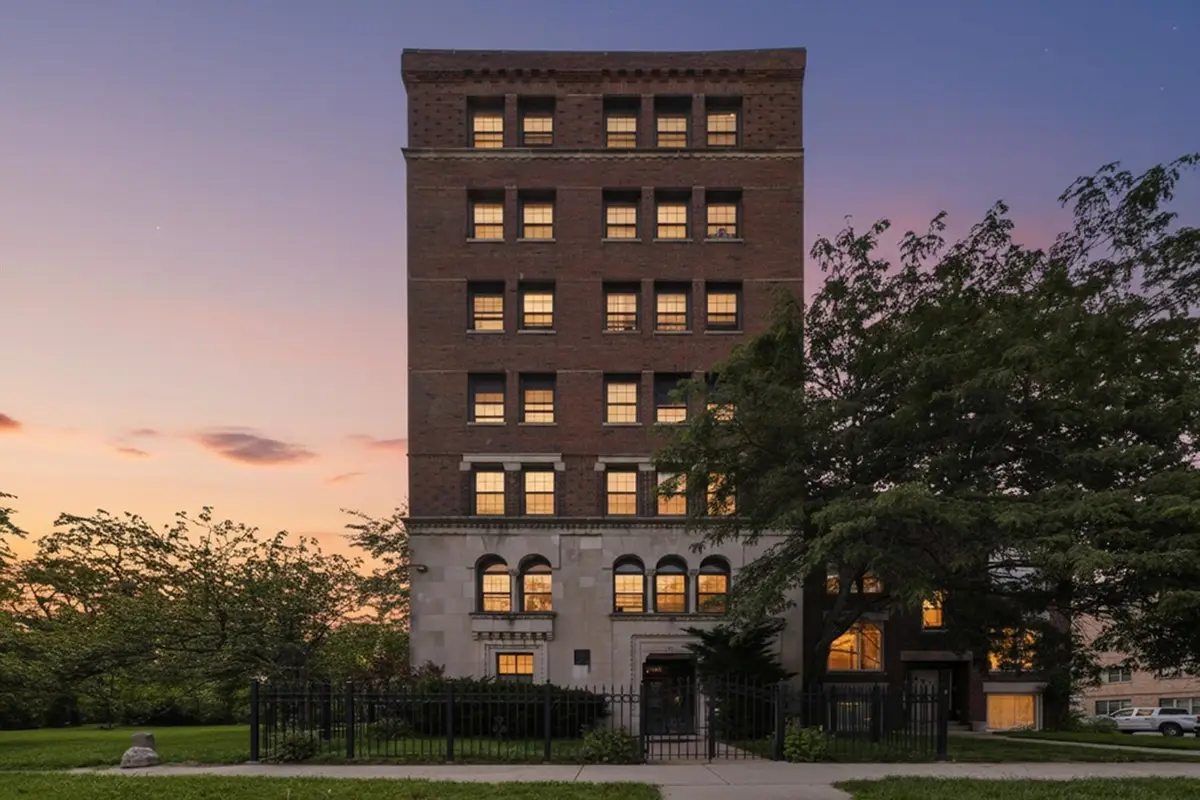 3017 E 78th Street #3A, Chicago, IL 60649 - #1