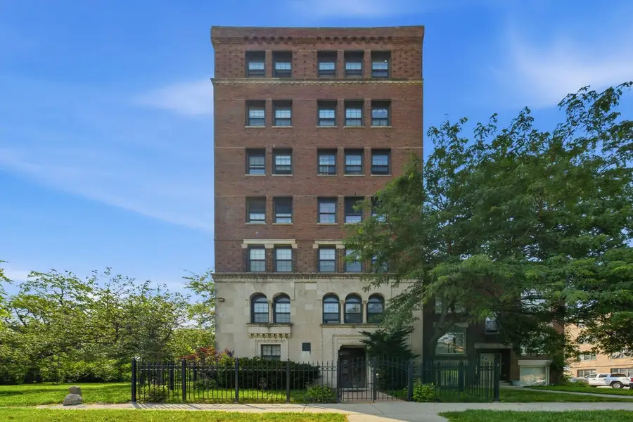 3017 E 78th Street #3A, Chicago, IL 60649 - #2