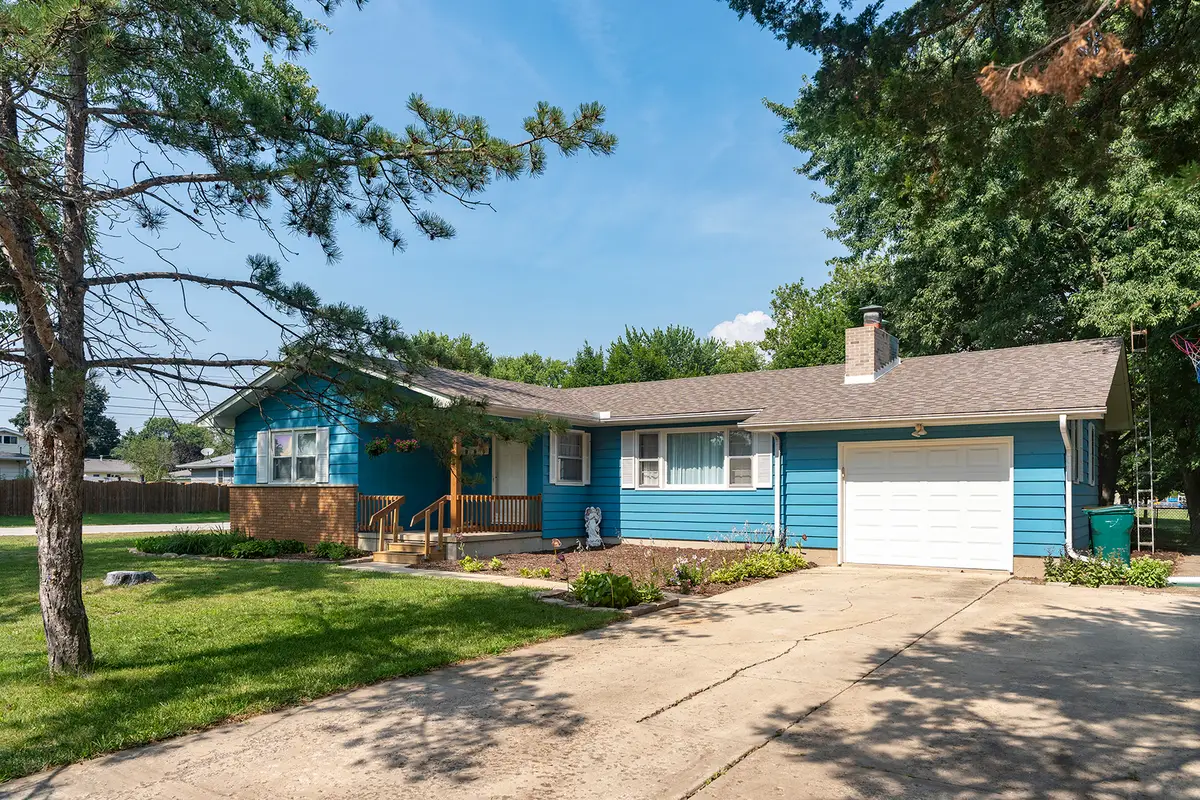 610 N East Street, Plano, IL 60545 - #1