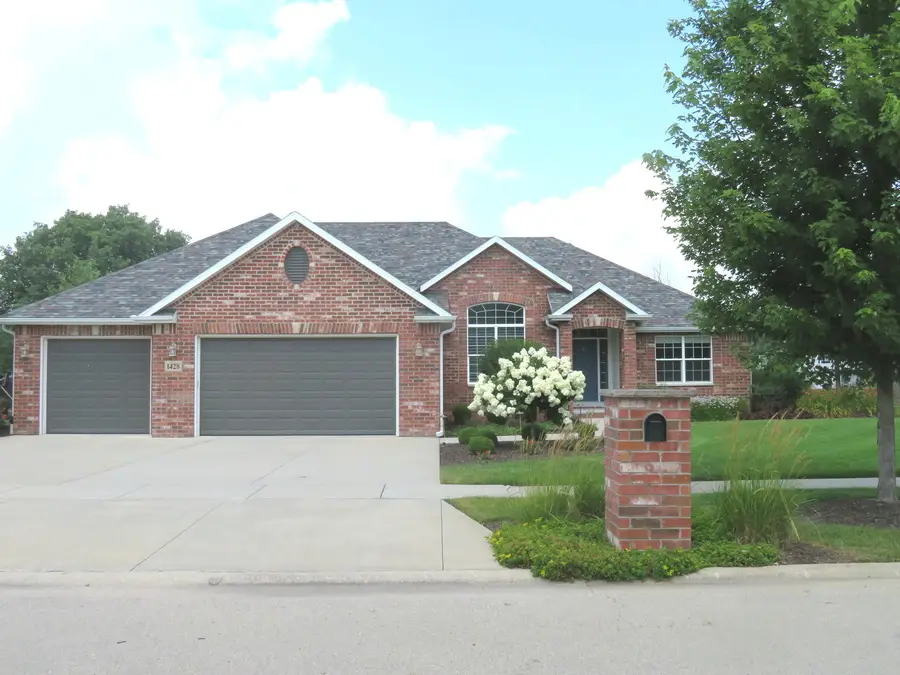 1428 Lakeside Lane, Morris, IL 60450 - #2