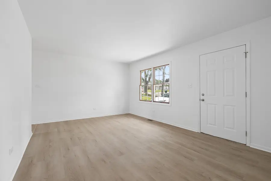 300 Macgregor Road, Lockport, IL 60441 - #3