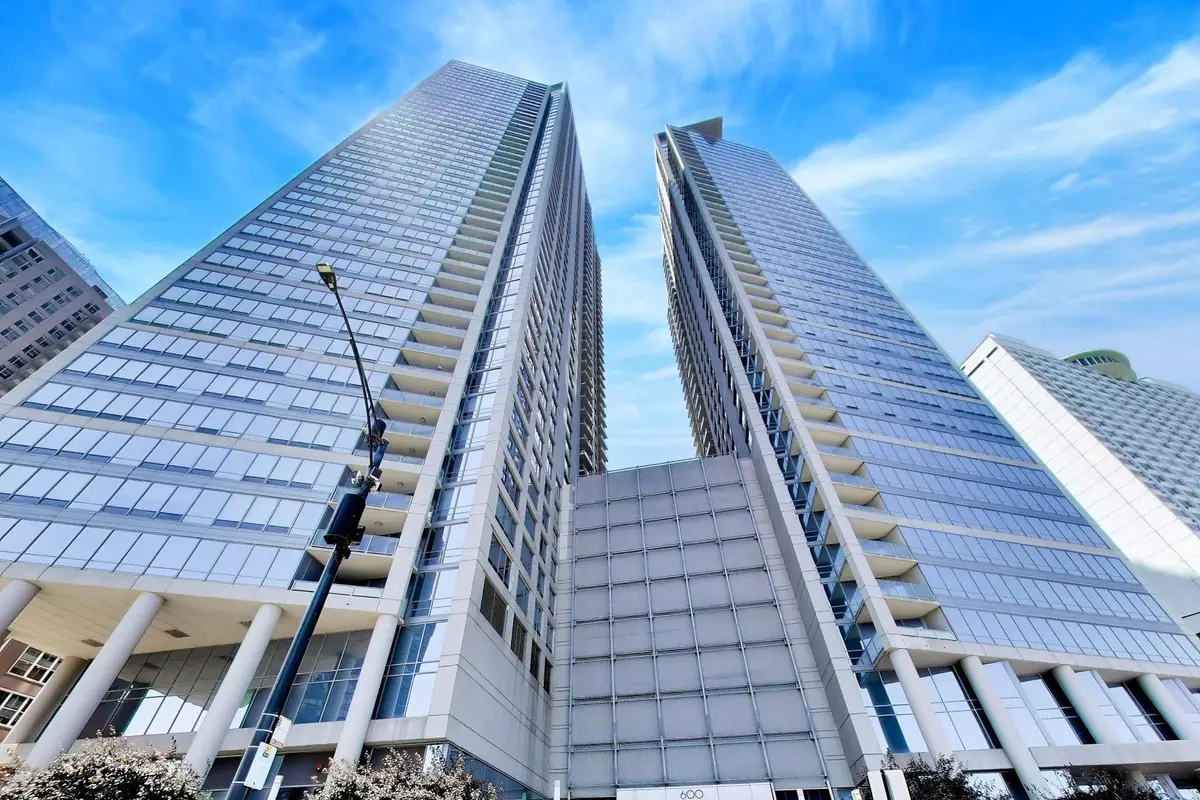 600 N Lake Shore Drive #3602, Chicago, IL 60611 - #1