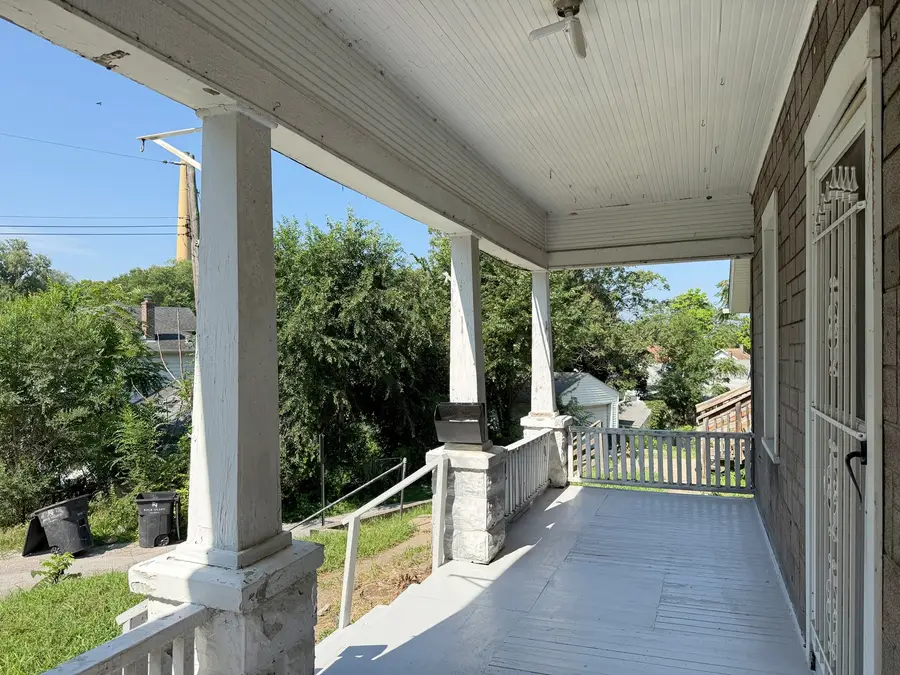 3325 7 1/2 Avenue, Rock Island, IL 61201 - #2