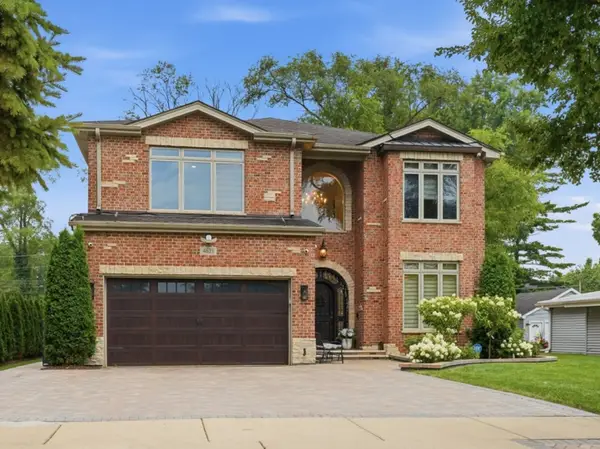 4621 Lilac Avenue, Glenview, IL 60025