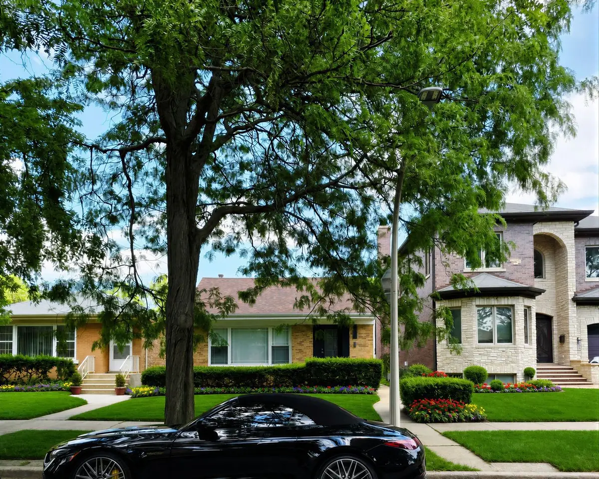 6311 N Kedvale Avenue, Chicago, IL 60646 - #1