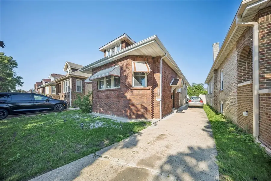 1637 S 10th Avenue, Maywood, IL 60153 - #2