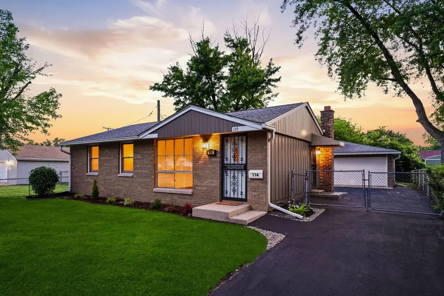 114 S Willow Lane, Glenwood, IL 60425 - #2