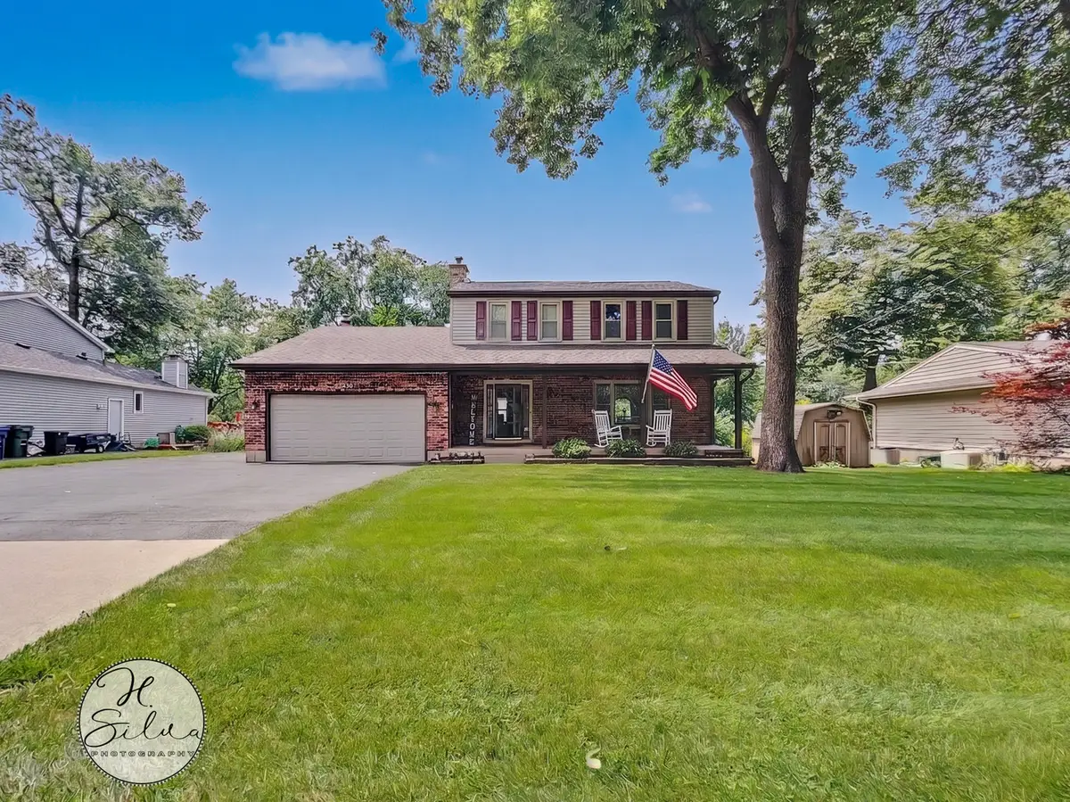 630 Oceola Drive, Algonquin, IL 60102 - #1