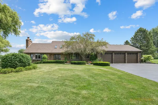 33705 Creek Court, Ingleside, IL 60041