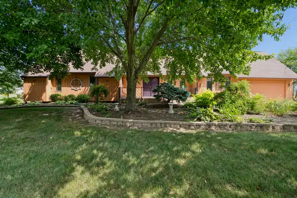 6229 Darline Drive, St. Anne, IL 60964