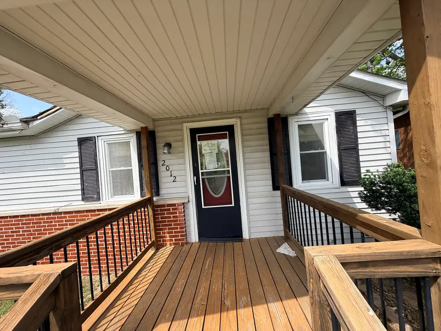 2012 Roblee Avenue, Murphysboro, IL 62966 - #2