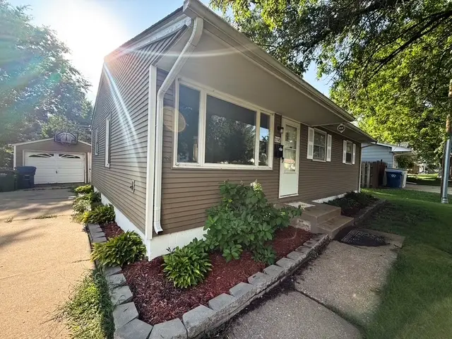 3518 N Pine Street, Davenport, IA 52806 - #2