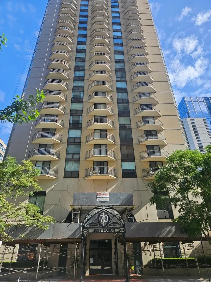 70 W Huron Street #809, Chicago, IL 60654 - #1