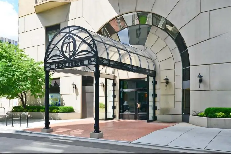 70 W Huron Street #809, Chicago, IL 60654 - #2