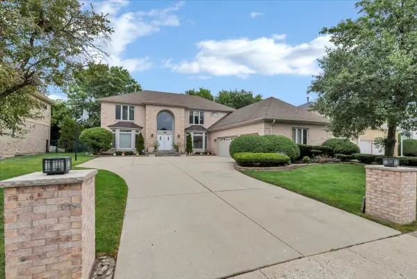 1922 Deercrest Lane, Northbrook, IL 60062